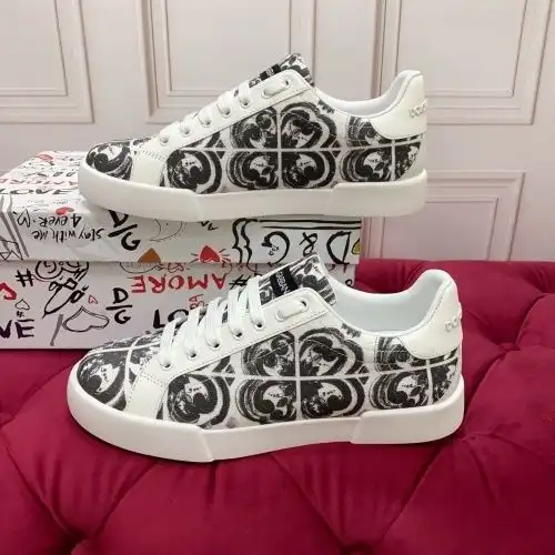 DG* Couple model Code: 0722C Size: Women 35-41 (Customized for men 38-45, no return or exchange D00)