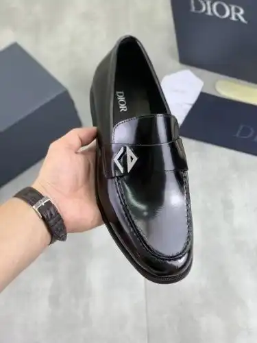 Dior* Men's Model Code: 0816C20 Size: 39-44 (45 customized)