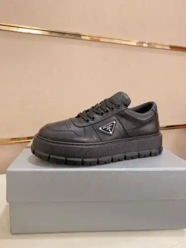Prada* Men's Model Code: 0911C40 Size: 38-44