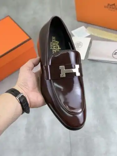 Hermes* Men's Model Code: 0727B Size: 39-44 (45 customized)