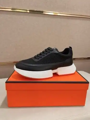 Hermes* Men's Code: 0905B60 Size: 38-44 (45 customized)