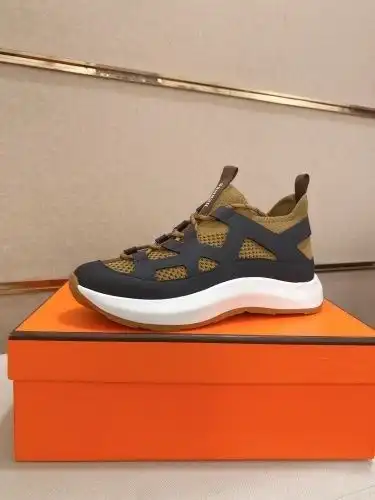 Hermes* Men's Code: 0718C60 Size: 38-44 (45 Custom made without return)