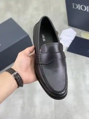 Dior* Men's Model Code: 0816C20 Size: 39-44 (45 customized)