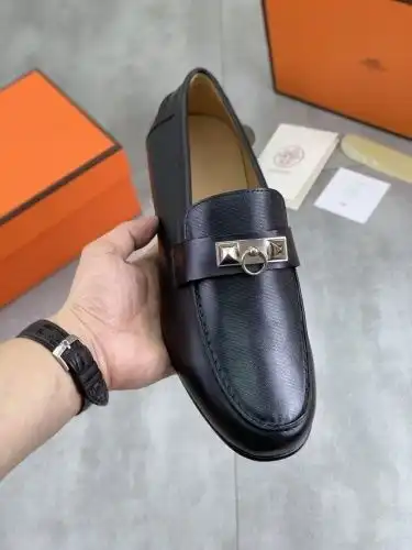 Hermes* Men's Code: 0830B60 Size: 39-44 (38 45 Customized)