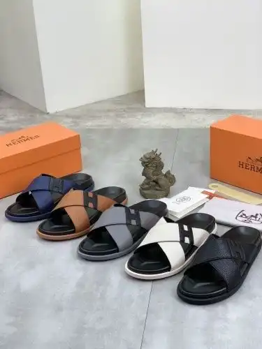 Hermes* Men's Code: 0716B50 Size: 39-44 (45 46 Custom made without return)