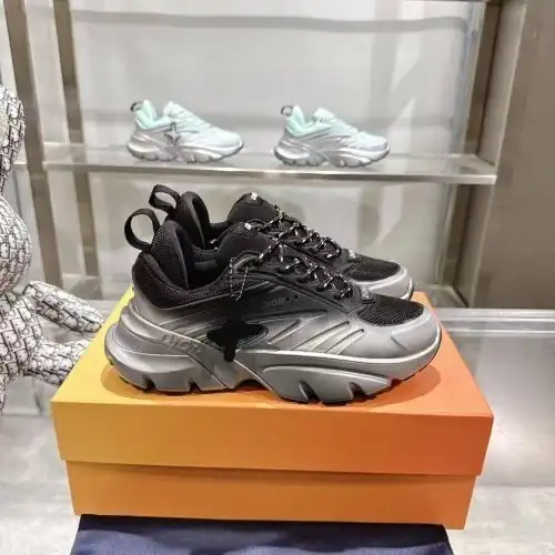 Dior* Men's Code: 0722D20 Size: Men's 38-45 (45 46 customized without return)
