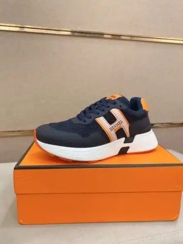 Hermes* Men's Code: 05C10 Size: 38-44 (45 customized products without return)