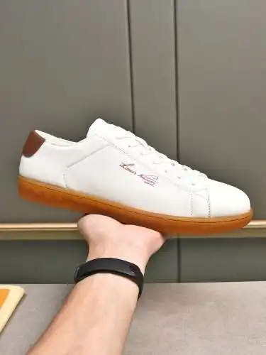 LV* Men's Model Code: 0810B40 Size: 38-44 (45 Custom made without return)