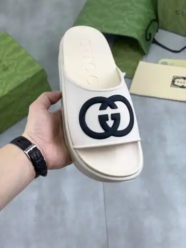 Guqi* Couple model Code: 0716A90 Size: 35-44 (45 46 Custom made without return)