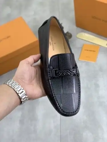 LV* Men's Model Code: 0830B30 Size: 38-44 (45 customized)