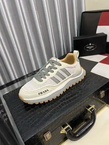 Prada* Men's Code: 0724B60 Size: 38-44