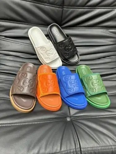 Guchi* Men's Code: 0714A90 Size: 38-44