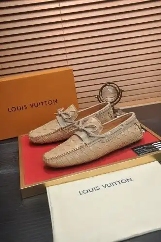 LV* Men's Code: 0825B40 Size: 38-44