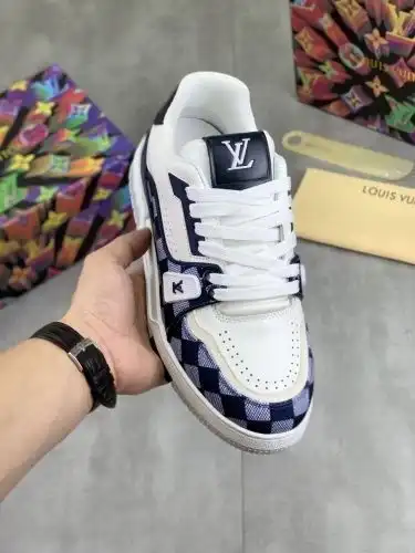 LV* Men's Code: 0816C20 Size: 38-44 (45, 46 customized)