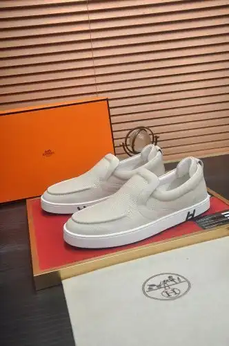 Hermes* Men's Code: 0825C40 Size: 38-44 (38 45 customized)