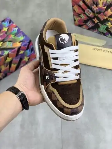 LV* Men's Code: 0816C20 Size: 38-44 (45, 46 customized)