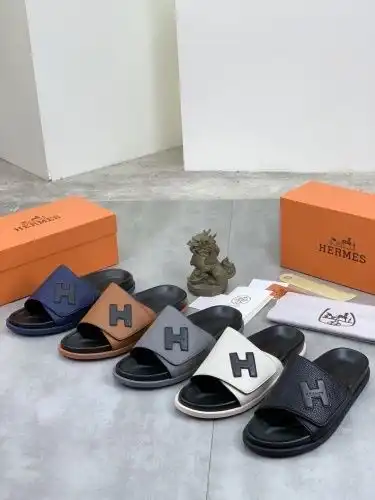 Hermes* Men's Code: 0716B50 Size: 39-44 (45 46 Custom made without return)