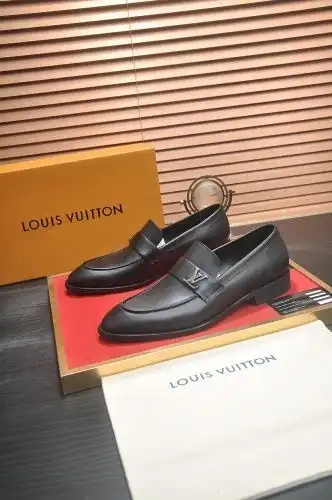 LV* Men's Model Code: 0825C00 Size: 39-44 (45 customized)