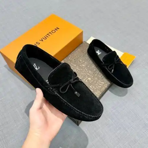 LV* Frosted leather Men's model Code: 0718B60 Size: 38-44 (45 Custom made without return)