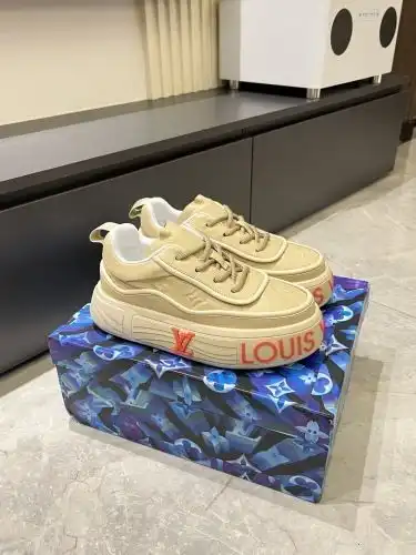 LV* Men's Model Code: 0902C10 Size: 39-44 (38 45 Customized)