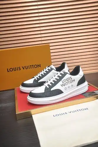 LV* Men's Model Code: 0825C60 Size: 38-44 (45 customized)