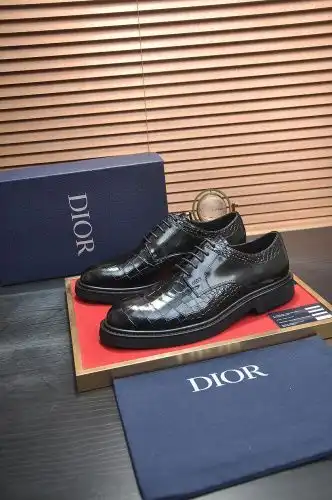 Dior* Men's Model Code: 0812D20 Size: 38-44 (38 45 customized)