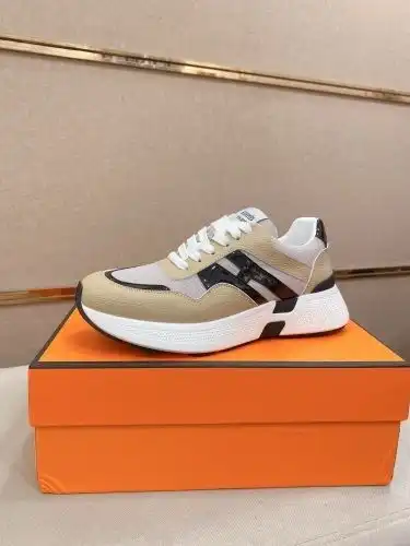 Hermes* Men's Code: 05C10 Size: 38-44 (45 customized products without return)