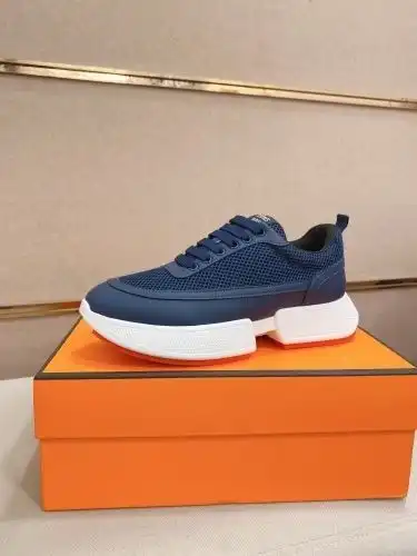 Hermes* Men's Code: 0905B60 Size: 38-44 (45 customized)