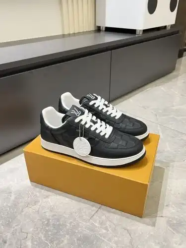 LV* Men's Code: 0815B Size: 38-44 (45 customized)