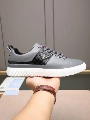 Prada* Men's Model Code: 0907B40 Size: 38-44 (45 customized)