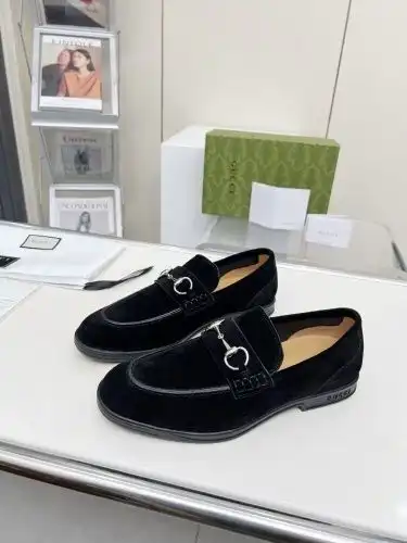 Guchi* Men's Code: 0819C30 Size: 39-45
