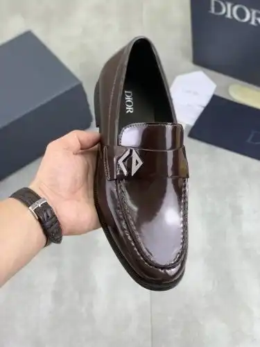 Dior* Men's Model Code: 0816C20 Size: 39-44 (45 customized)