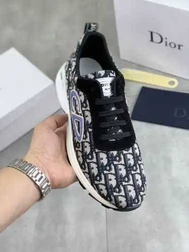 Dior* Men's Model Code: 0909B50 Size: 38-44 (45 customized)