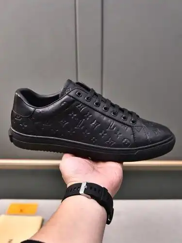 LV* Men's Code: 04B40 Size: 38-44 (45 Custom made without return)