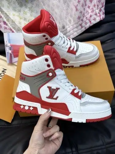 LV* Men's Code: 0902E00 Size: 38-44 (45 customized)