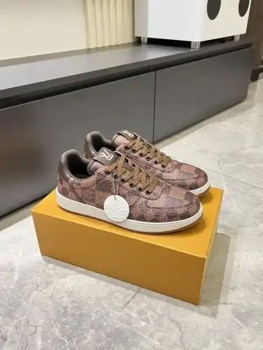 LV* Men's Model Code: 0815B60 Size: 38-44 (45 customized)