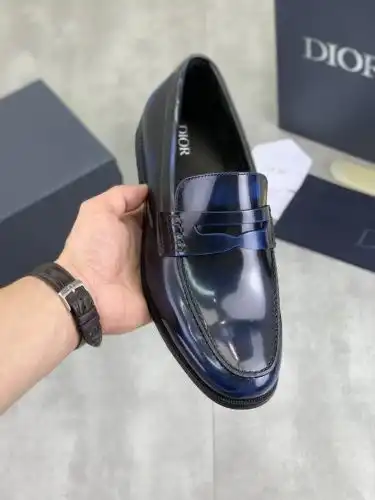 Dior* Men's Model Code: 0816C20 Size: 39-44 (45 customized)