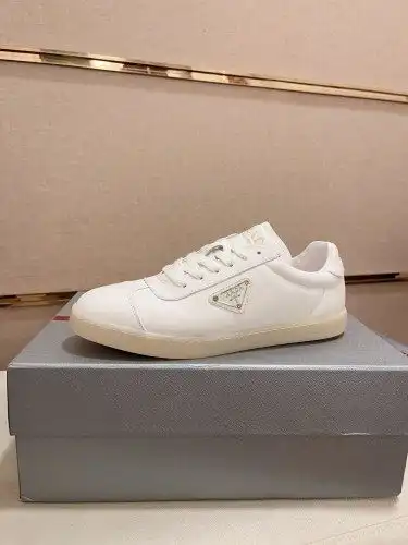 Prada* Men's Model Code: 0911B Size: 38-44 (45 customized)