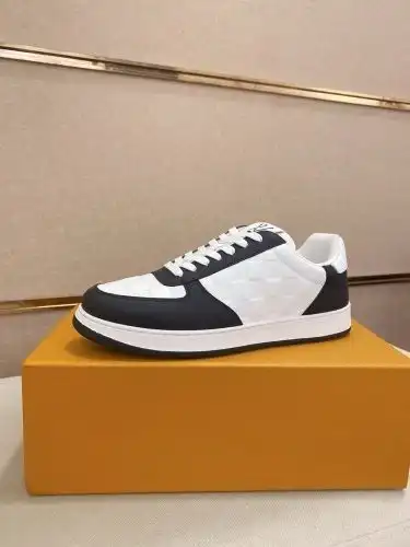 LV* Men's Code: 0911B Size: 38-44 (45 customized)