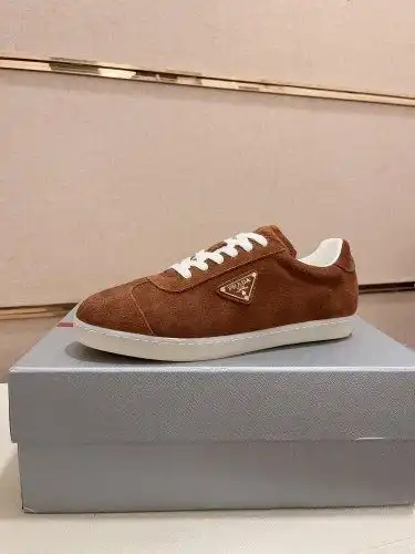 Prada* Men's Model Code: 0911B Size: 38-44 (45 customized)