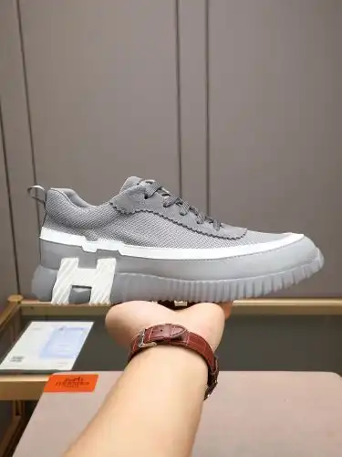 Hermes* Men's Code: 0907B Size: 38-44 (45 customized)
