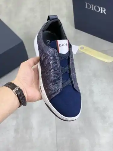 Dior* Men's Code: 0822B60 Size: 38-44 (45 46 customized)