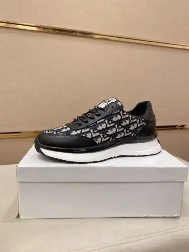 Dior* Men's Model Code: 0730B60 Size: 38-44 (45 customized)