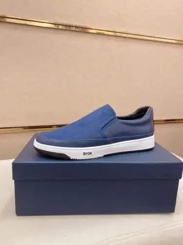 Dior* Men's Code: 05B40 Size: 38-44