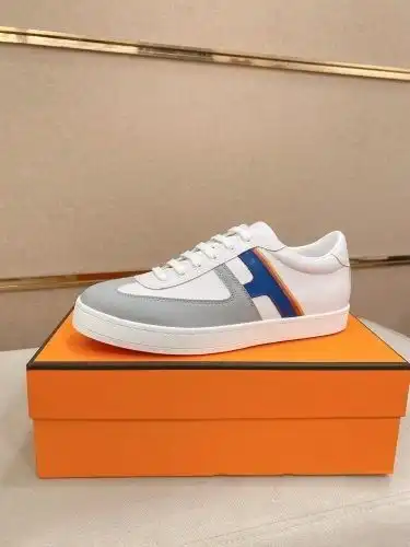 Hermes* Men's Code: 0628B40 Size: 38-44 (45 Custom made without return)
