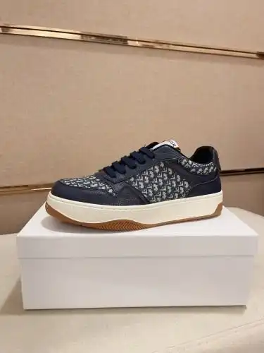 Dior* Men's Model Code: 0919B40 Size: 38-44 (customized 45.)