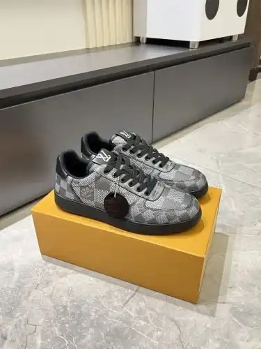 LV* Men's Model Code: 0815B60 Size: 38-44 (45 customized)