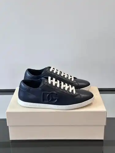DG* Men's Code: 0714B40 Size: 38-44 (45 customized without return)