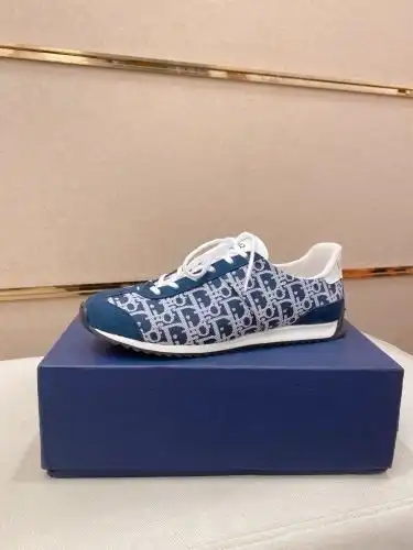 Dior* Couple Model Code: 0730B50 Size: 35-44 (45 46 Customized)
