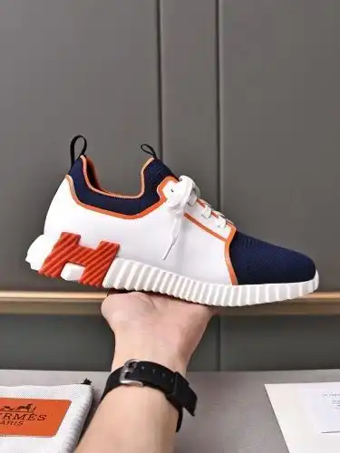 Hermes* Men's Code: 09C30 Size: 38-44 (45 customized products without return)